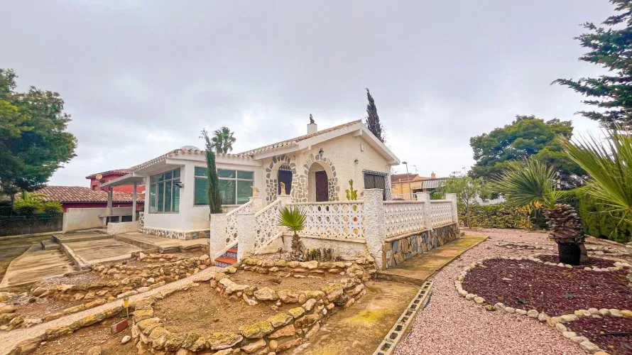 Villa de 3 dormitorios en Los Balcones, Spain No. 30681 № 7