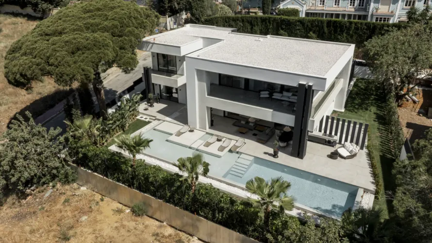 Villa de 5 dormitorios en Marbella, Spain No. 30728 № 17