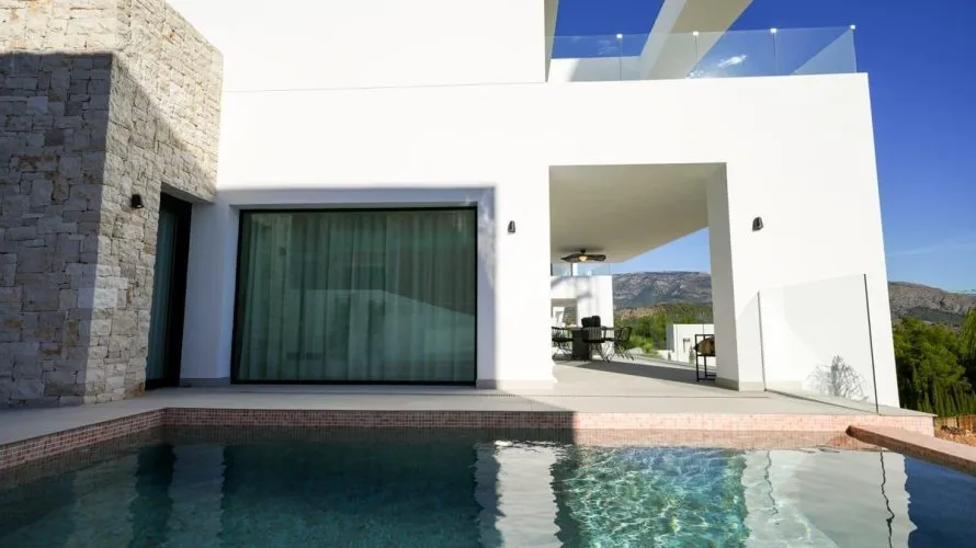 Villa de 3 dormitorios en Polop, Spain No. 30447 № 1