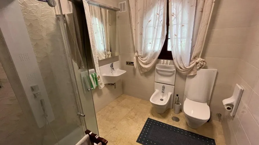 Villa de 4 dormitorios en Altea La Vella, Spain No. 30932 № 17