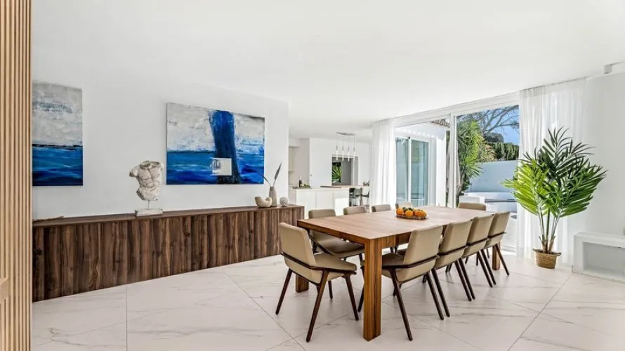 Villa de 5 dormitorios en Marbella, Spain No. 31054 № 9