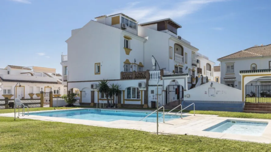 Casa adosada de 2 dormitorios en Benalmádena, Spain No. 31141 № 19