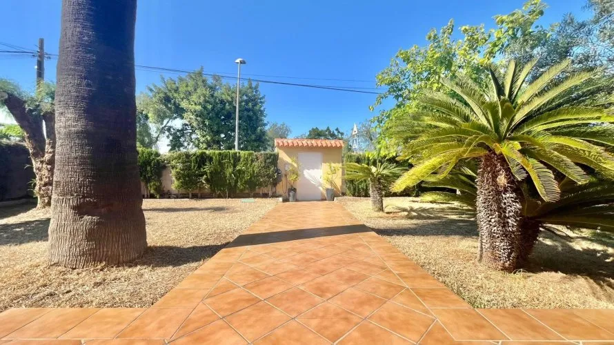 Villa de 3 dormitorios en Torrevieja, Spain No. 31023