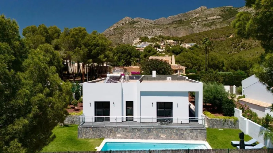 Villa de 4 dormitorios en Altea La Vella, Spain No. 31208 № 3