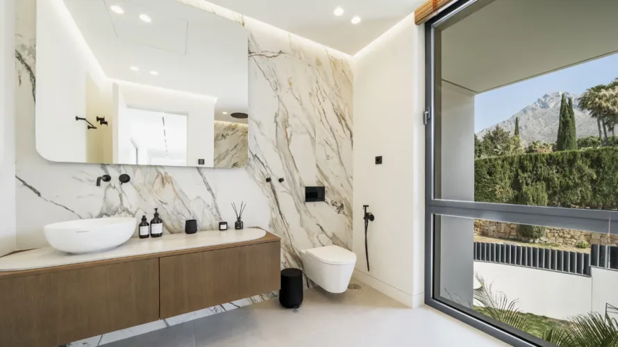 Villa de 5 dormitorios en Marbella, Spain No. 30728 № 23