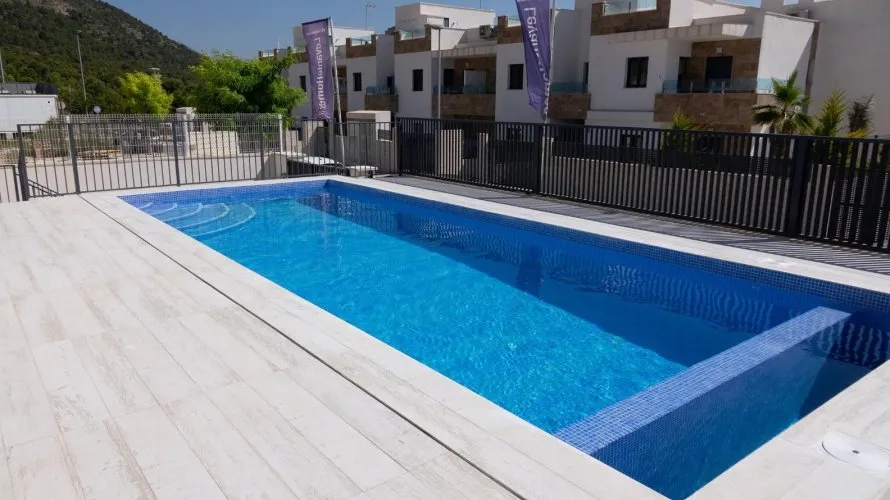 Villa de 3 dormitorios en Polop, Spain No. 30454 № 1