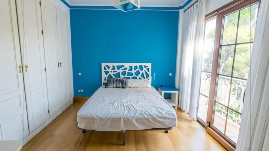 Villa de 5 dormitorios en Marbella, Spain No. 30506 № 1