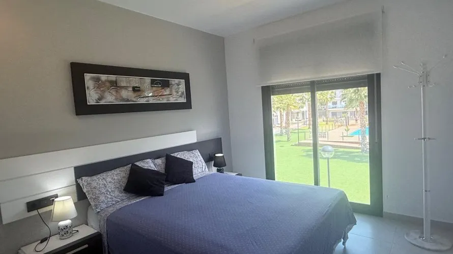 Bungalow de 160m² en Guardamar del Segura, Spain No. 31116 № 7