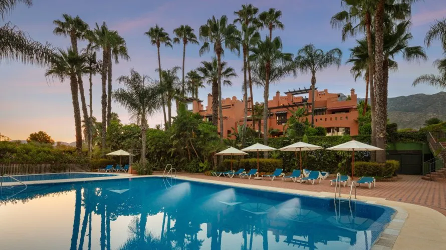 Casa adosada de 4 dormitorios en Marbella, Spain No. 30493 № 21