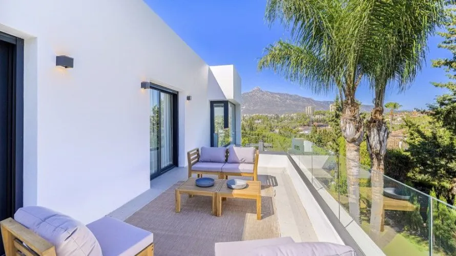 Villa de 5 dormitorios en Nueva Andalucía, Spain No. 30640 № 26