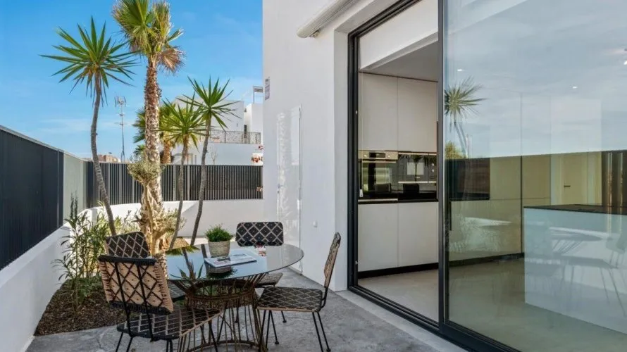 Villa de 3 dormitorios en Mar De Cristal, Spain No. 30957 № 2