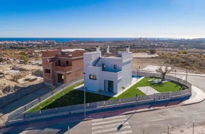 Villa de 3 dormitorios en Mutxamel, Spain No. 30799