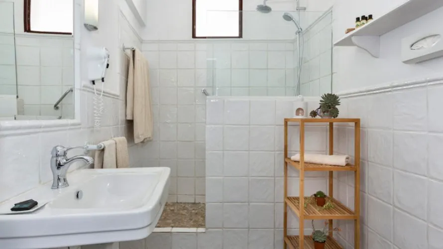 Villa de 8 dormitorios en Marbella, Spain No. 30586 № 10