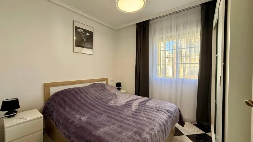 Villa de 4 dormitorios en Playa Flamenca II, Spain No. 31221 № 25