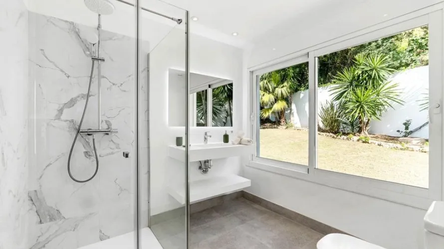 Villa de 5 dormitorios en Marbella, Spain No. 31054 № 22