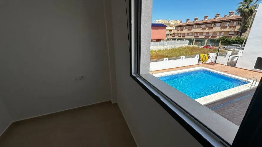 Сasa de 2 dormitorios en Oliva, Spain No. 31198 № 22