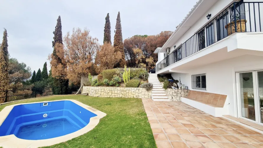 Сasa de 5 dormitorios en Mijas, Spain No. 31078