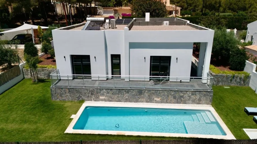 Villa de 4 dormitorios en Altea La Vella, Spain No. 31208 № 25