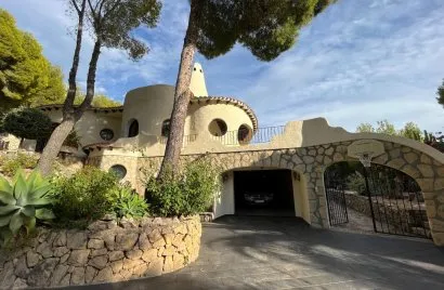 Villa de 4 dormitorios en Altea La Vella, Spain No. 30932