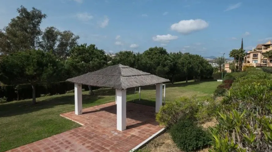 Casa adosada de 4 dormitorios en Badajoz, Spain No. 31042 № 20
