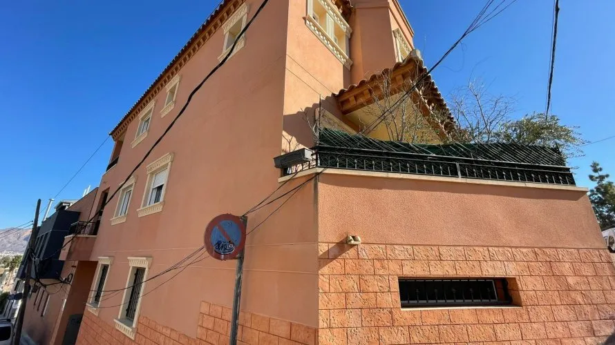 Сasa de 272m² en Bigastro, Spain No. 30877 № 1