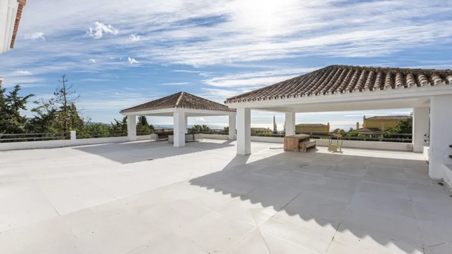 Villa de 7 dormitorios en Marbella, Spain No. 30606 № 3