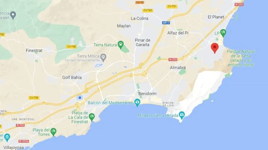 Villa de 4 dormitorios en Albir, Spain No. 30895 № 8