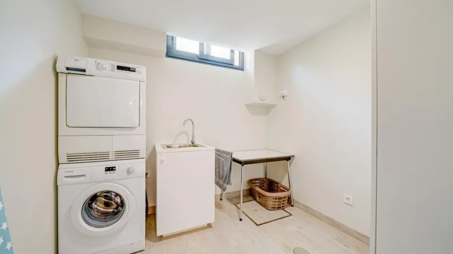 Villa de 5 dormitorios en Finestrat, Spain No. 30658 № 3