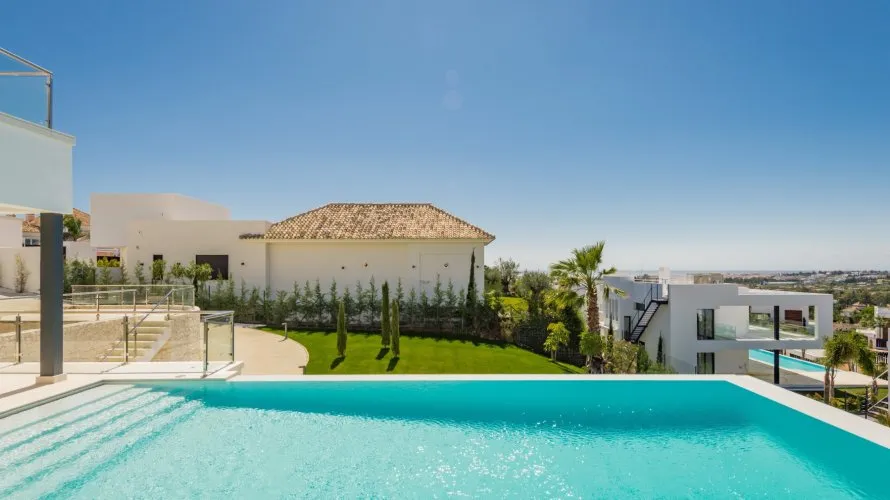 Villa de 4 dormitorios en Marbella, Spain No. 30482 № 12