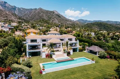 Villa de 7 dormitorios en Marbella, Spain No. 30478
