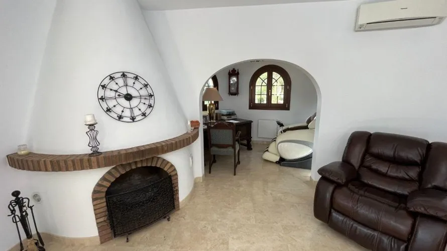 Villa de 4 dormitorios en Altea La Vella, Spain No. 30932 № 4