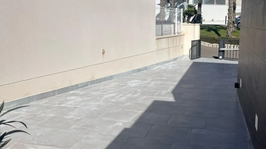 Villa de 3 dormitorios en San Miguel de Salinas, Spain No. 30985 № 25