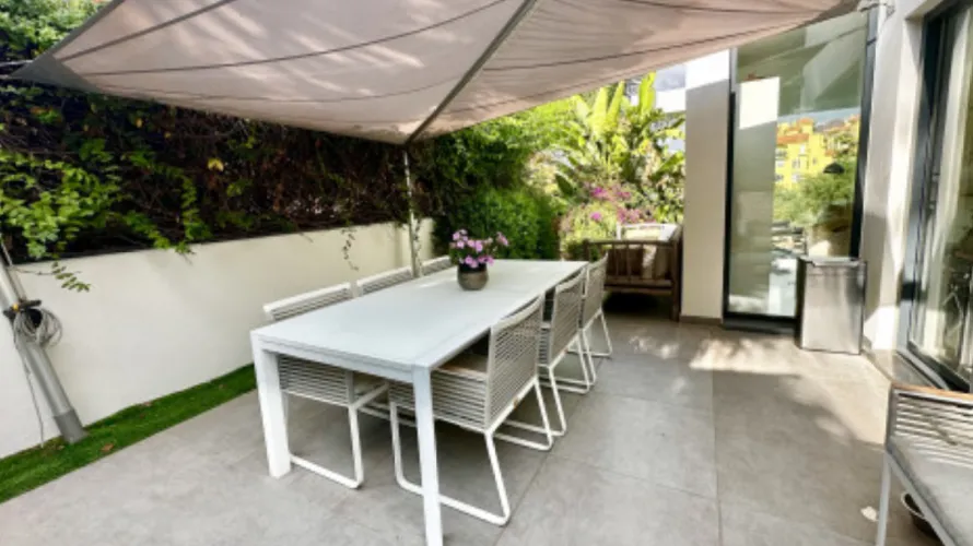 Villa de 5 dormitorios en Mijas Costa, Spain No. 30618 № 8