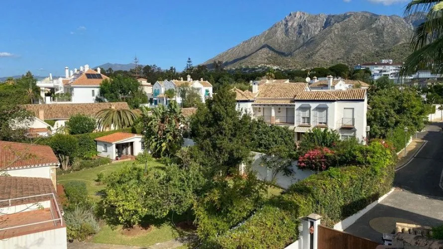 Villa de 5 dormitorios en Marbella, Spain No. 30572 № 15