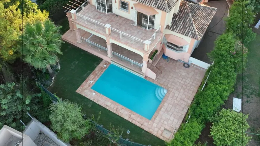 Villa de 4 dormitorios en Marbella, Spain No. 30507 № 6