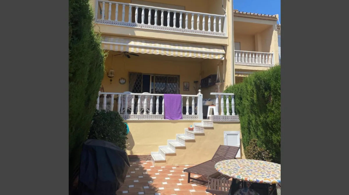 Casa adosada de 2 dormitorios en Benalmádena, Spain No. 31140