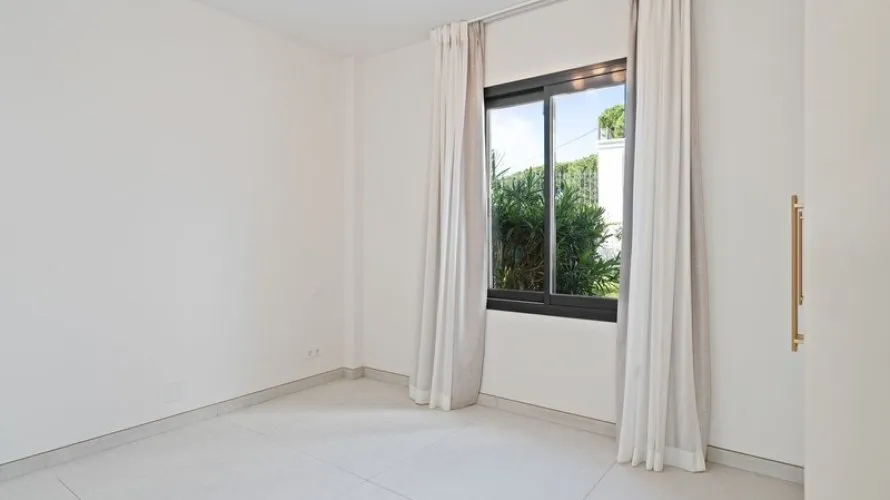 Villa de 4 dormitorios en Marbella, Spain No. 31052 № 24