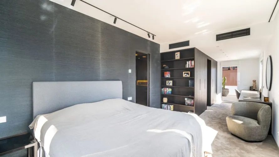 Casa adosada de 4 dormitorios en Nueva Andalucía, Spain No. 30628 № 15