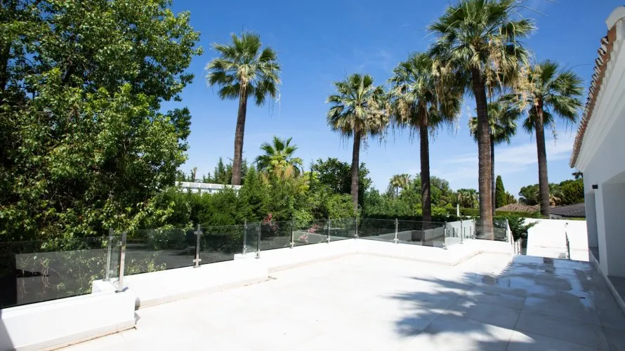 Villa de 4 dormitorios en Marbella, Spain No. 30581 № 20