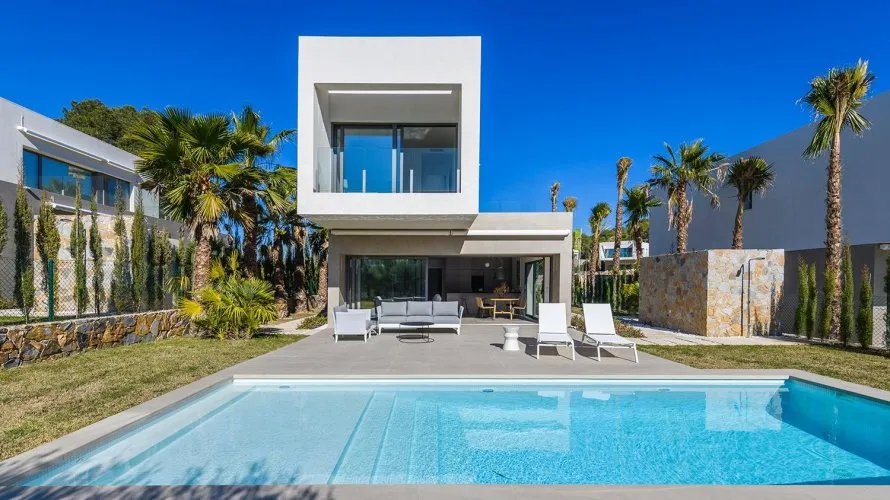 Villa de 134m² en San Miguel de Salinas, Spain No. 30973