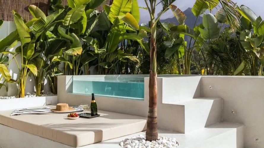 Casa adosada de 4 dormitorios en Nueva Andalucía, Spain No. 30615 № 2