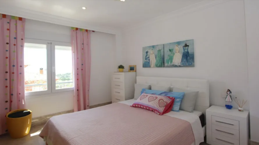 Villa de 6 dormitorios en Marbella, Spain No. 30637 № 16