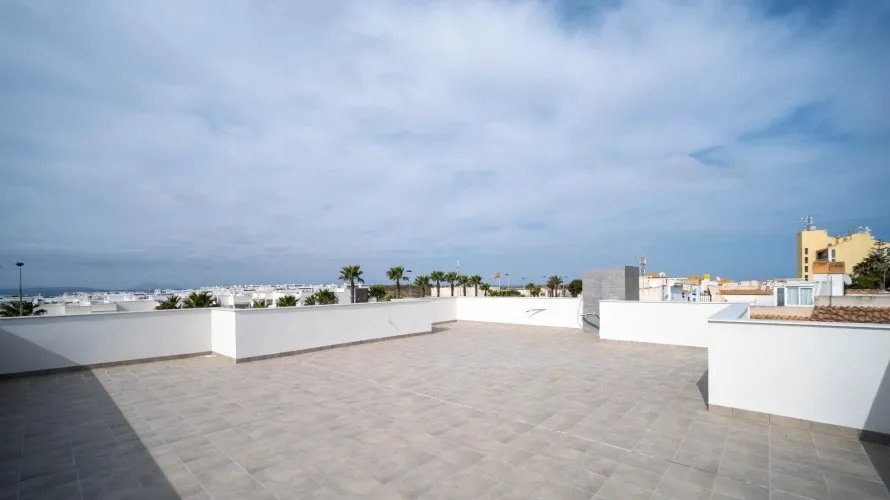 Villa de 3 dormitorios en Torrevieja, Spain No. 30880 № 14