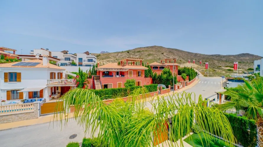 Villa de 5 dormitorios en Finestrat, Spain No. 30658 № 11