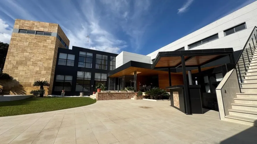 Villa de 7 dormitorios en Dehesa De Campoamor, Spain No. 30715