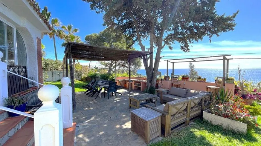 Villa de 4 dormitorios en Sotogrande, Spain No. 30760 № 9