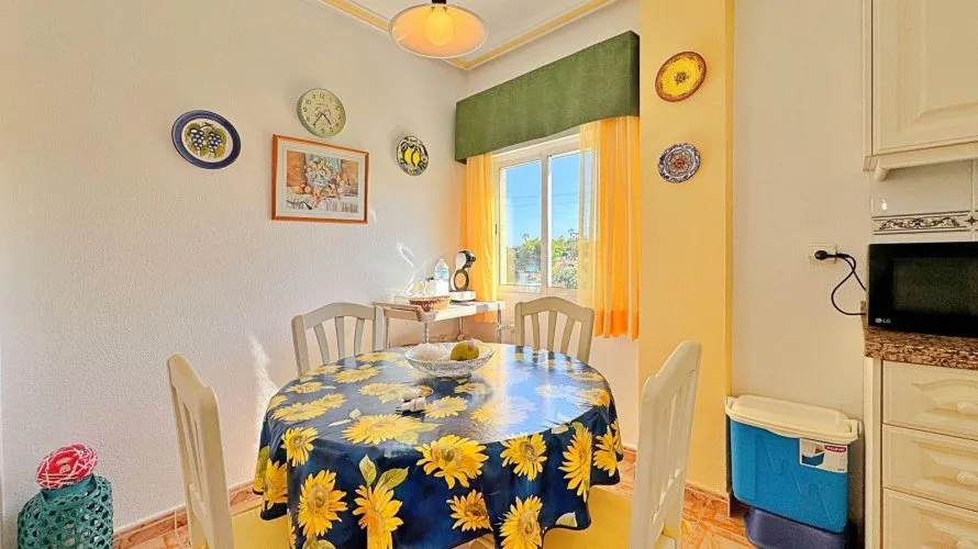 Bungalow de 2 dormitorios en La Zenia, Spain No. 31179 № 20