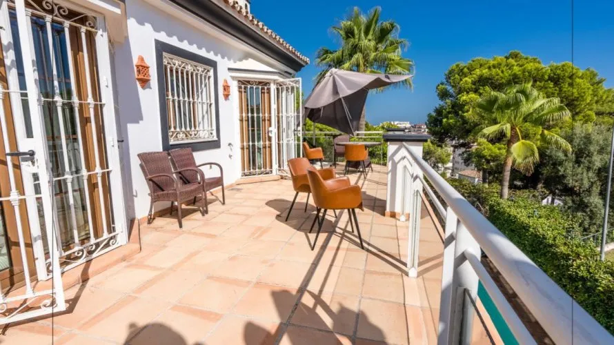 Villa de 5 dormitorios en Marbella, Spain No. 30506 № 4