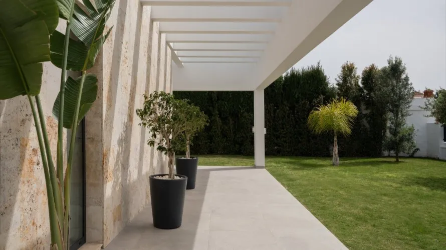 Villa de 4 dormitorios en Estepona, Spain No. 30631 № 18