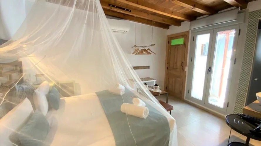 Villa de 5 dormitorios en Marbella, Spain No. 30647 № 3